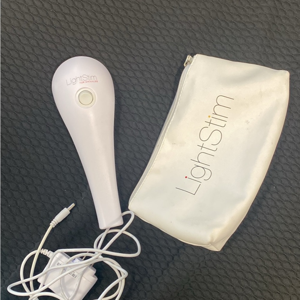 Lightstim red light wand with pouch